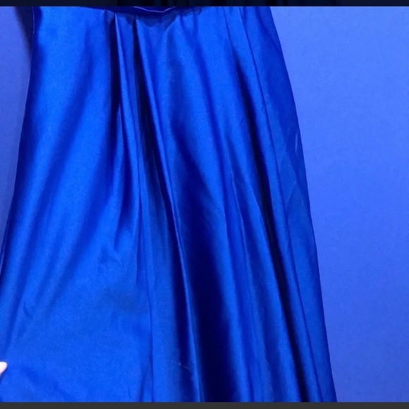 Royal blue formal dress - Picture 4 of 7
